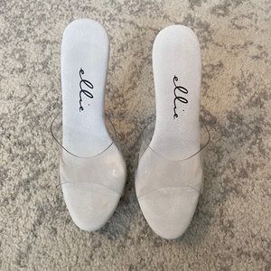Ellie women’s heels size 6